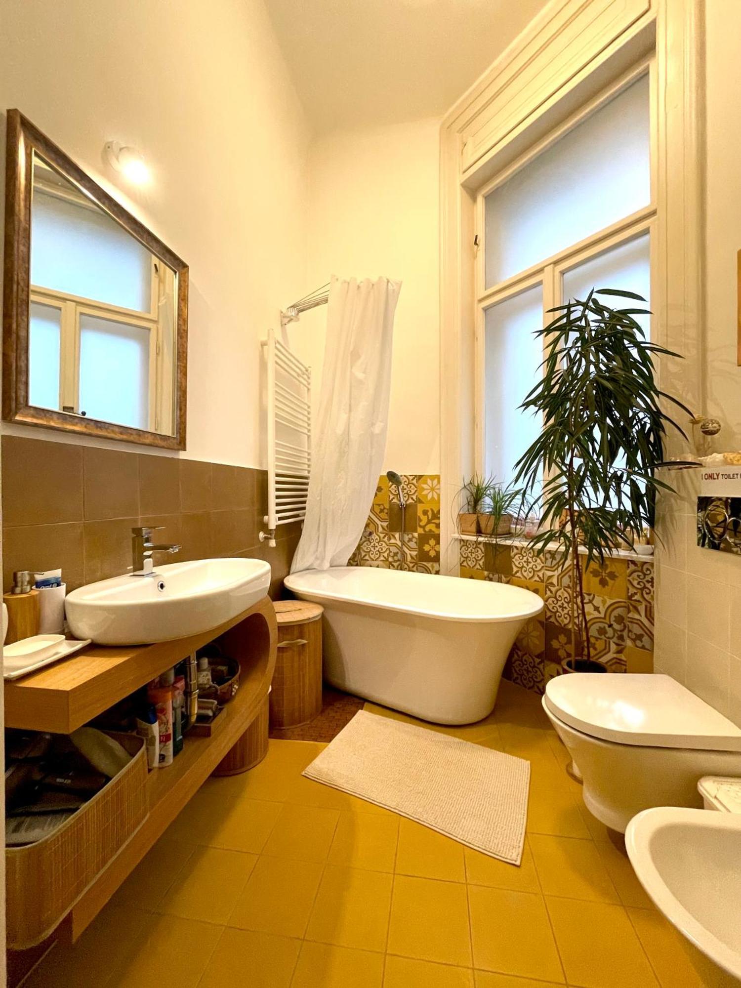 Amber Pearl Apartment 2 Rooms And 2 Bathrooms At Kalvin Square Будапеща Екстериор снимка