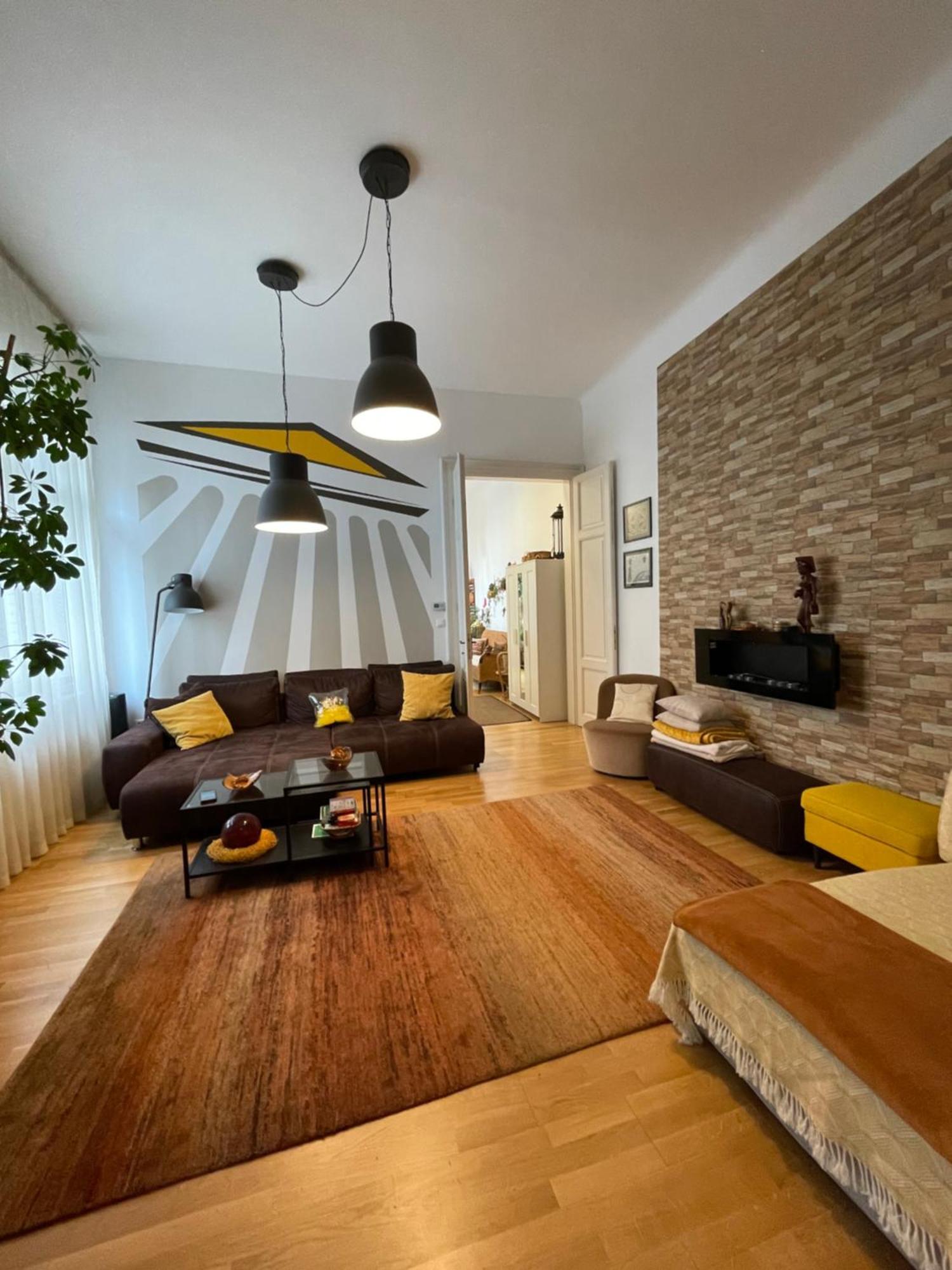 Amber Pearl Apartment 2 Rooms And 2 Bathrooms At Kalvin Square Будапеща Екстериор снимка