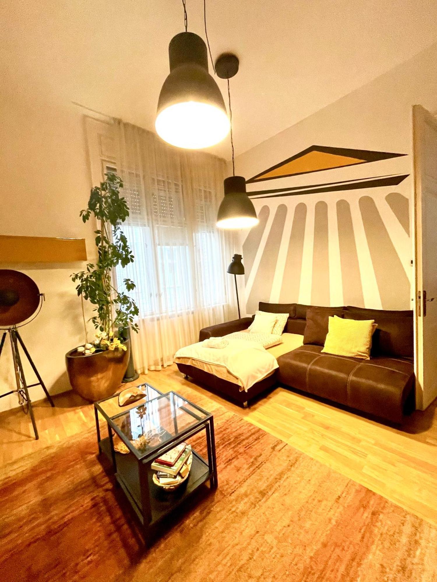 Amber Pearl Apartment 2 Rooms And 2 Bathrooms At Kalvin Square Будапеща Екстериор снимка